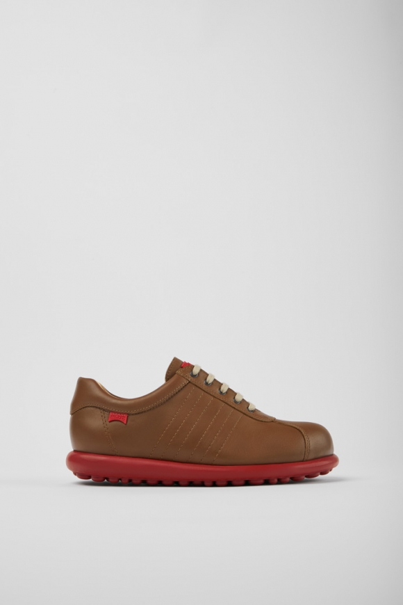 Camper Pelotas - Brauner Damenschuh aus Leder
