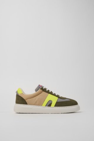 Camper Runner K21 Sorona® - Mehrfarbiger Damensneaker aus Recycling-PET und Nubukleder. Camper Runner K21 Sorona® - Mehrfarbiger Damensneaker aus Recycling-PET und Nubukleder.