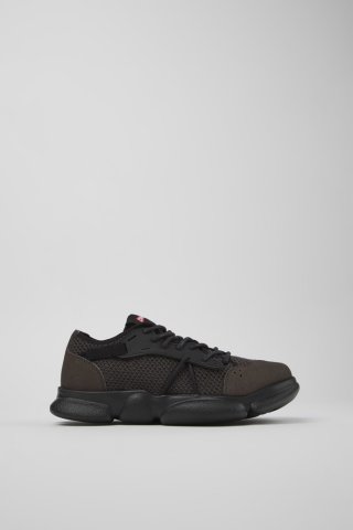 Camper Karst - Graue und schwarze Damensneaker aus TENCEL™ und MIRIUM® Camper Karst - Graue und schwarze Damensneaker aus TENCEL™ und MIRIUM®