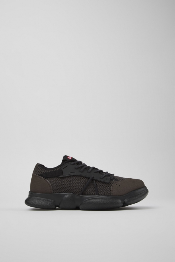 Camper Karst - Graue und schwarze Damensneaker aus TENCEL™ und MIRIUM®