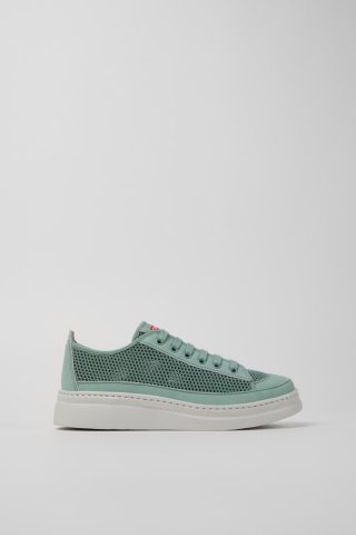 Camper Runner - Grüne Frauenturnschuhe aus TENCEL® Lyocell und Leder. Camper Runner - Grüne Frauenturnschuhe aus TENCEL® Lyocell und Leder.