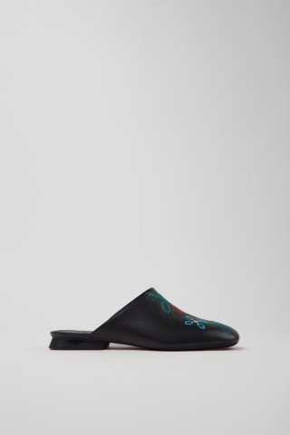 Camper Twins - Schwarzer Damensandalette aus Leder. Camper Twins - Schwarzer Damensandalette aus Leder.