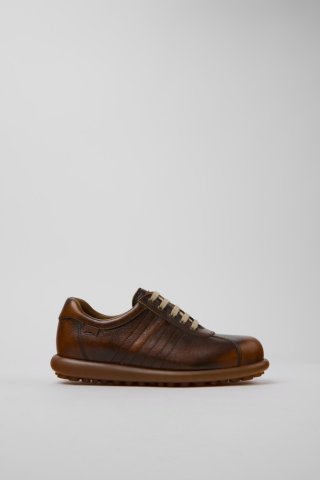 Camper Pelotas - Brauner Frauenschuh aus Leder.