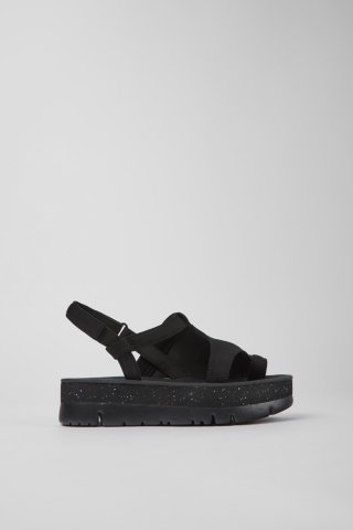 Camper Oruga Up - Schwarze Damensandale aus Textil