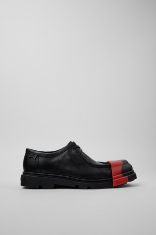 Camper Junction - Schwarzer Herrenschuh aus Leder. Camper Junction - Schwarzer Herrenschuh aus Leder.