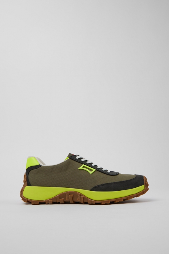 Camper Drift Trail VIBRAM - Mehrfarbiger Herrensneaker aus Recycling-PET und Nubukleder.