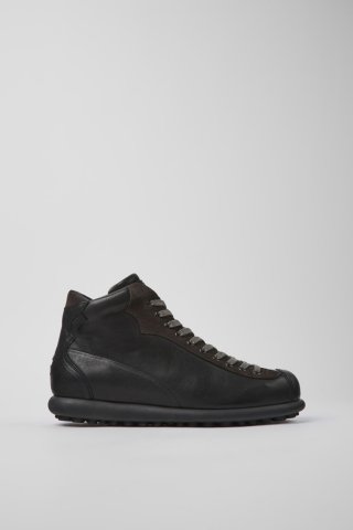 Camper Pelotas - Mehrfarbige Herrenstiefelette aus pflanzlich gegerbtem Leder. Camper Pelotas - Mehrfarbige Herrenstiefelette aus pflanzlich gegerbtem Leder.