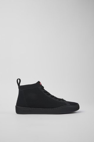 Camper Peu Touring - Schwarzer Damenstricksneaker aus einem Stück Camper Peu Touring - Schwarzer Damenstricksneaker aus einem Stück