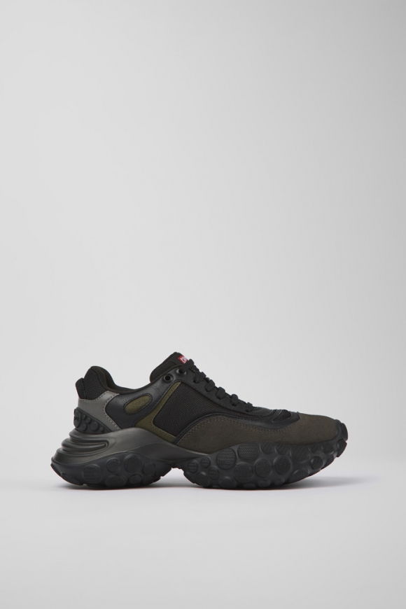 Camper Pelotas Mars - Schwarzer Damensneaker aus Nubukleder und Textil