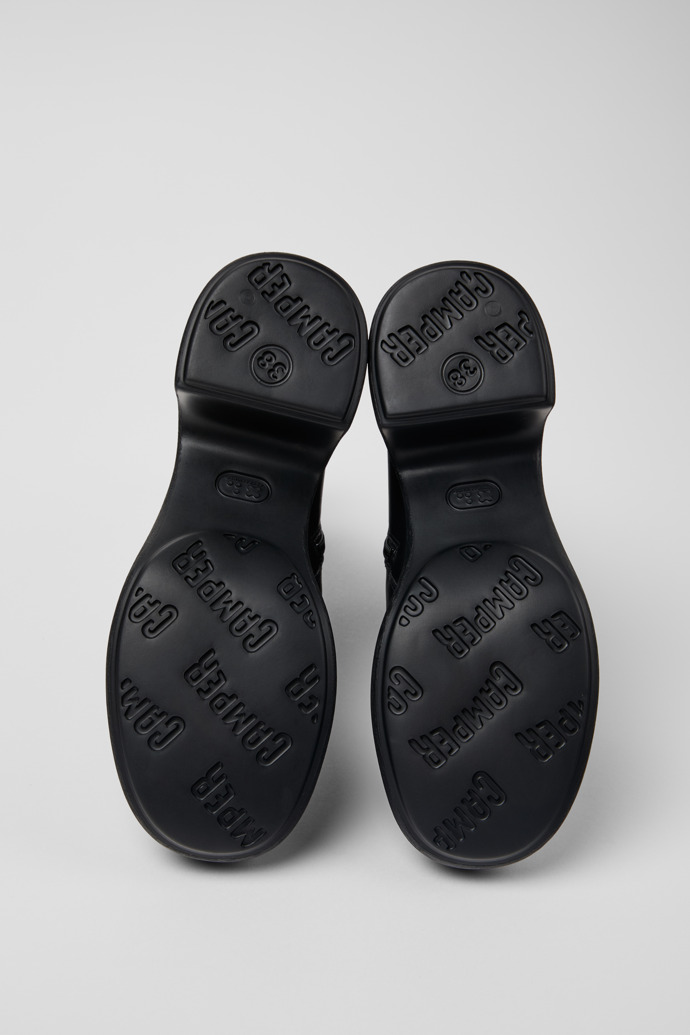 Camper Thelma II - Schwarze Lederstiefeletten für Damen.