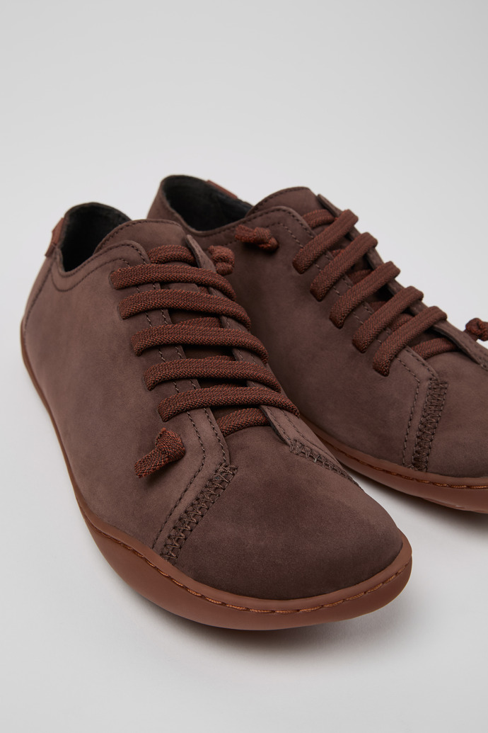 Camper Peu - Brauner Damenschuh aus Nubukleder