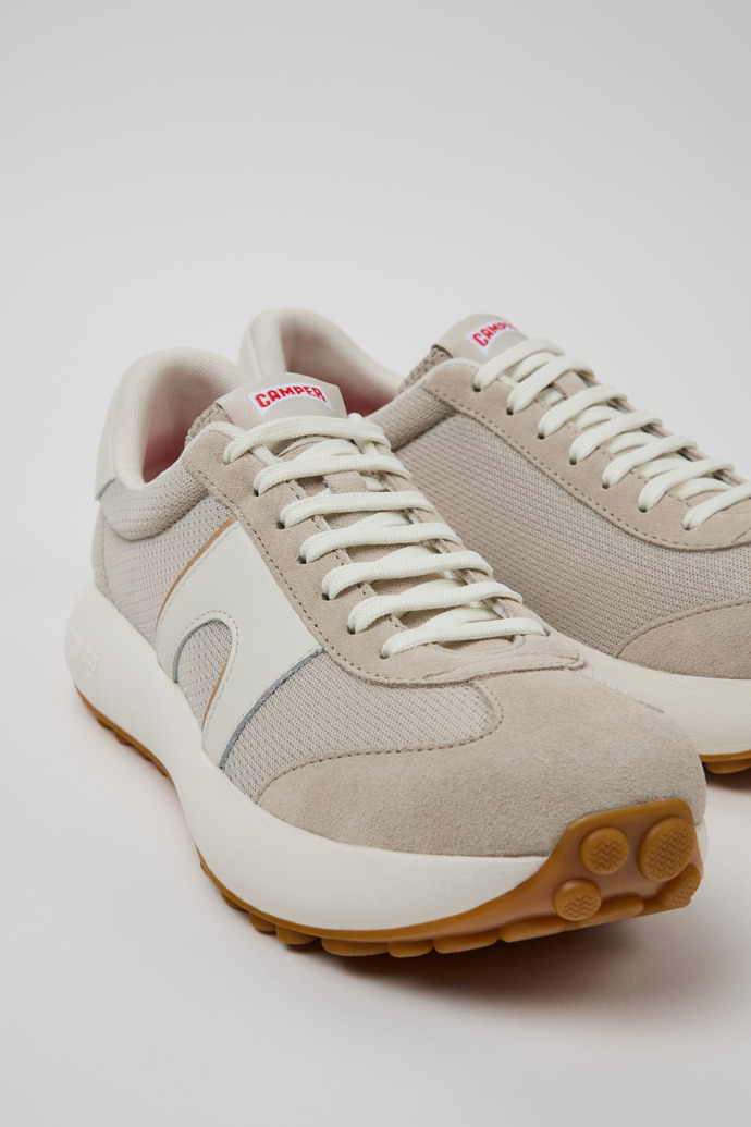 Camper Pelotas Athens - Mehrfarbiger Herrensneaker aus Recycling-PET und Nubukleder.
