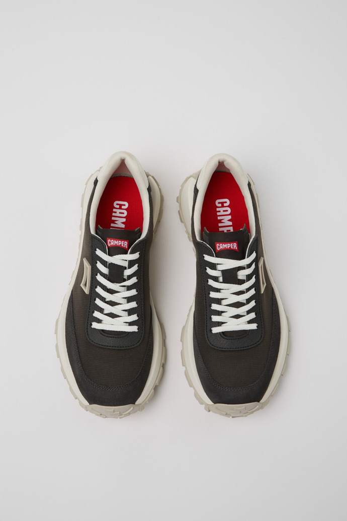 Camper Drift Trail VIBRAM - Mehrfarbiger Herrensneaker aus Recycling-PET und Nubukleder.
