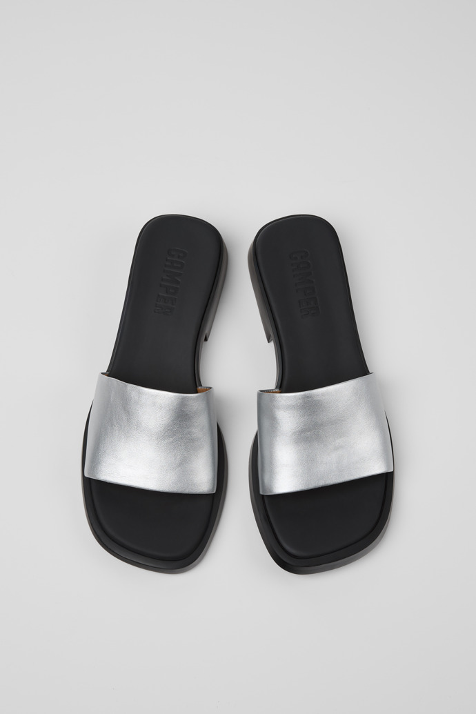 Camper Dana - Graue Ledersandale für Damen.