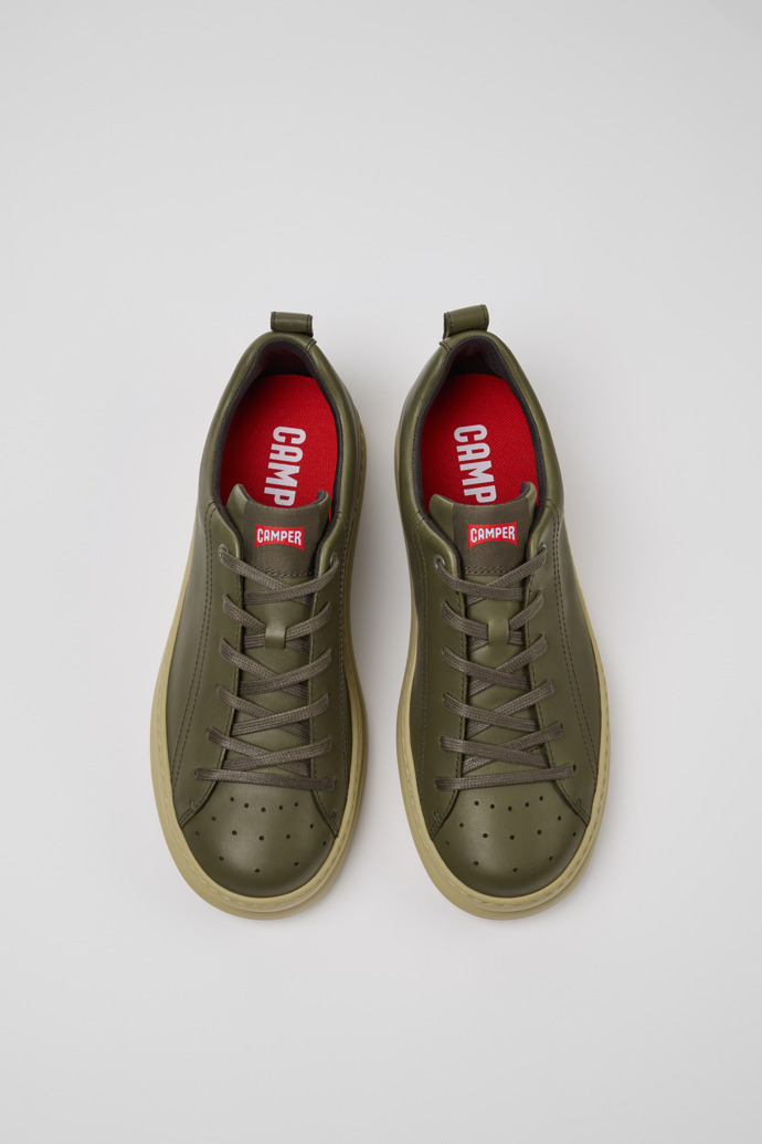Camper Runner - Grüner Herrensneaker aus Leder.