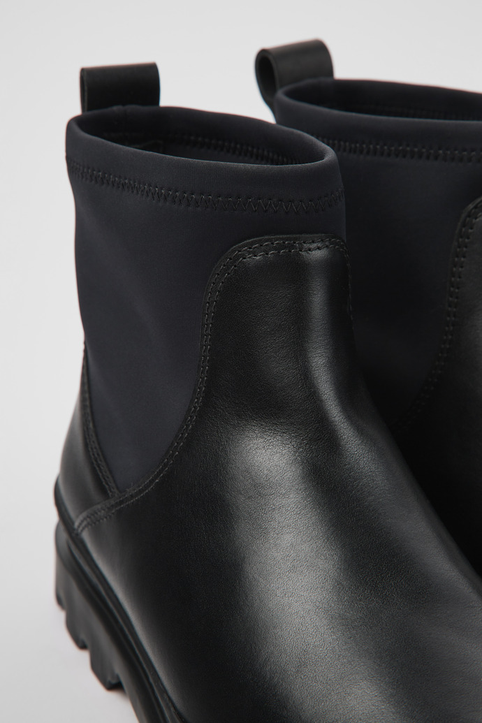 Camper Brutus - Schwarze Damenstiefelette aus Textil und Leder
