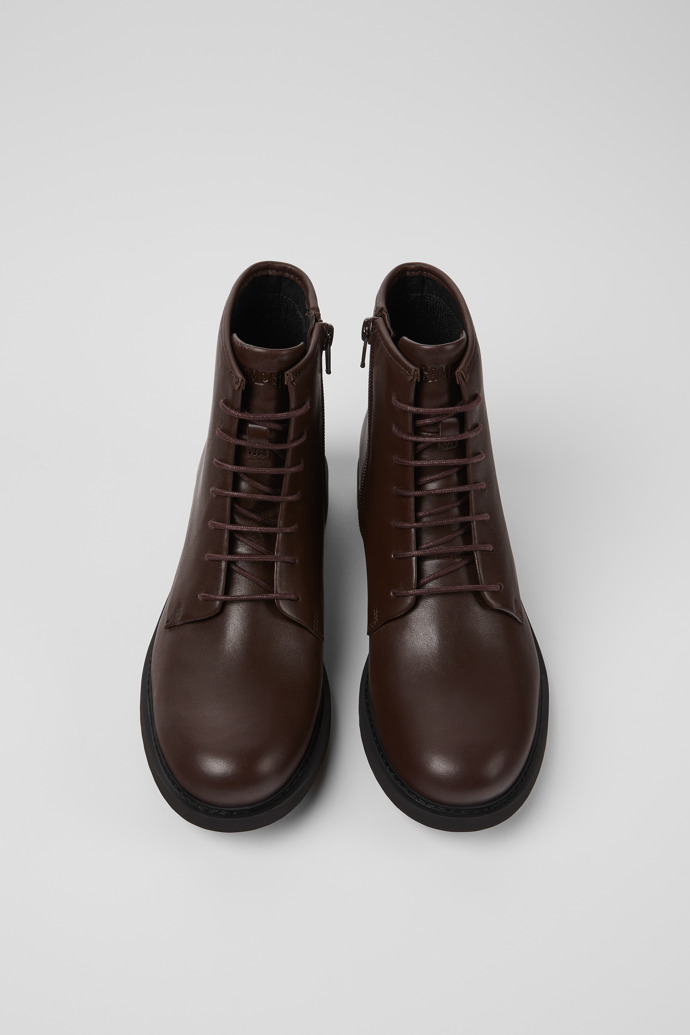 Camper Neuman - Brauner mittelhoher Damenstiefel aus Leder.
