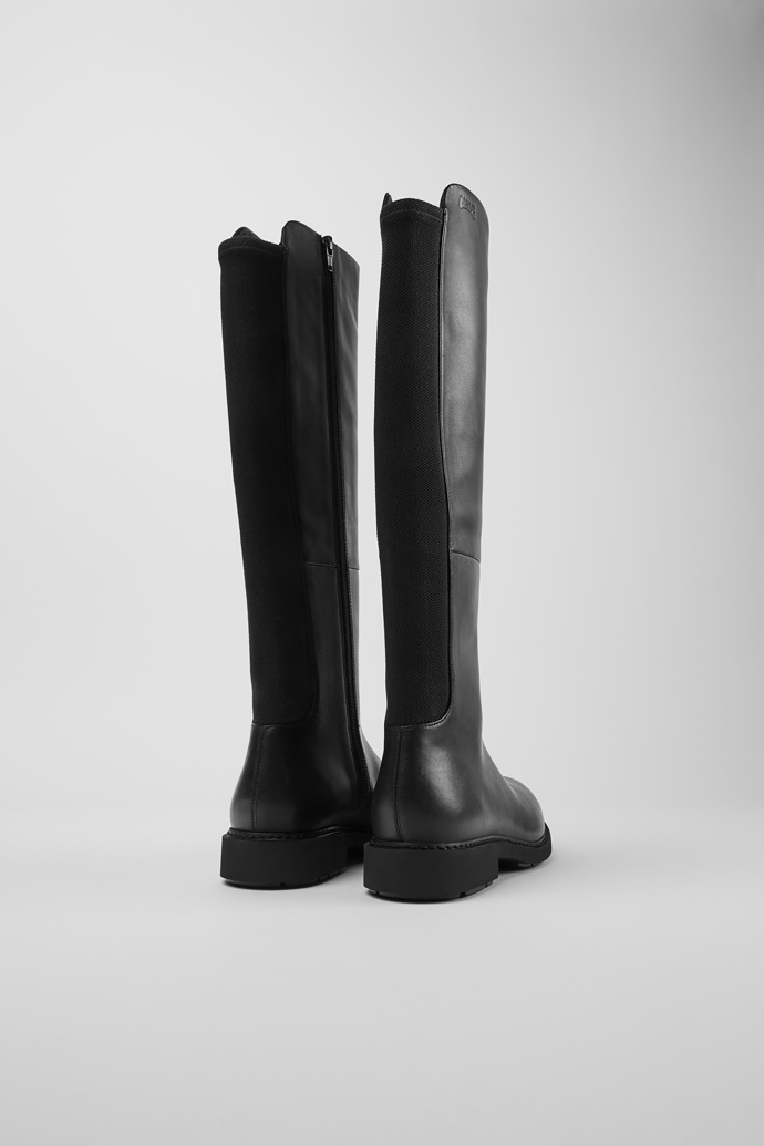 Camper Neuman - Schwarzer hoher Lederstiefel für Damen aus Leder und Textil.