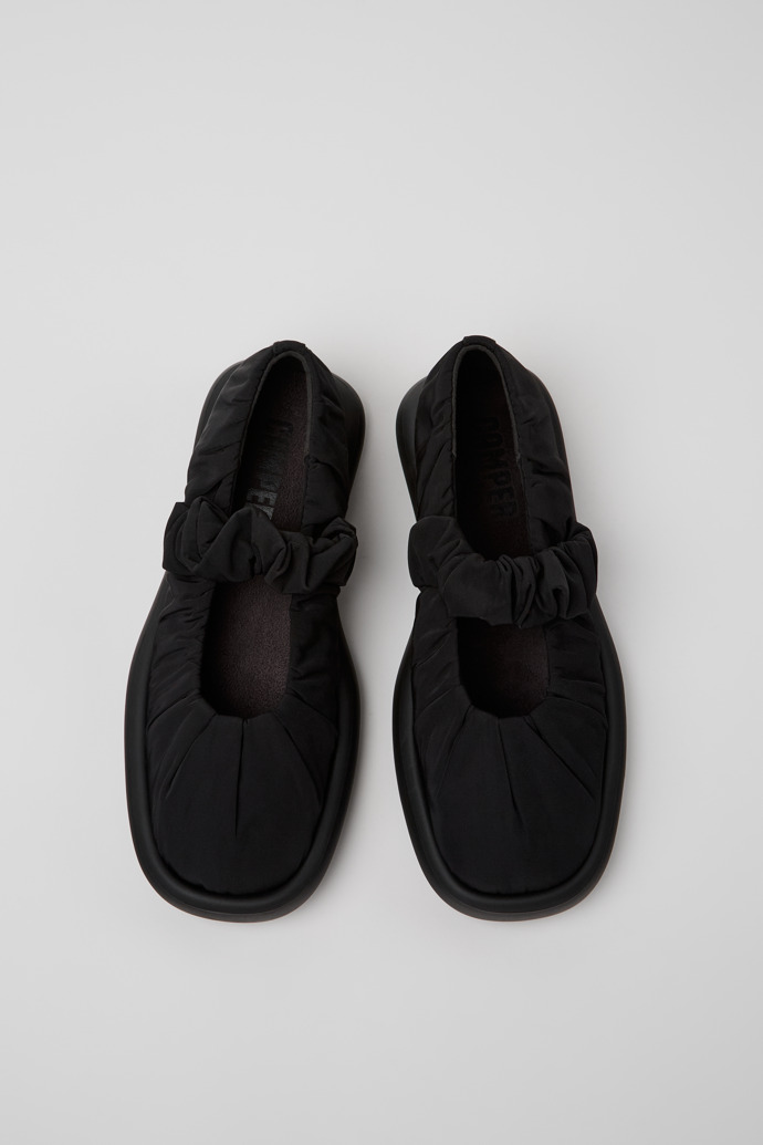 Camper Onda - Schwarzer Ballerina aus recyceltem PET für Damen.