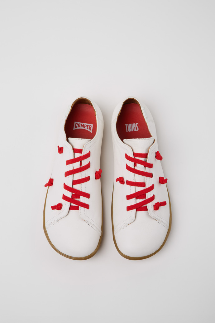 Camper Twins - Weißer Herrenschuh aus pflanzlich gegerbtem Leder.