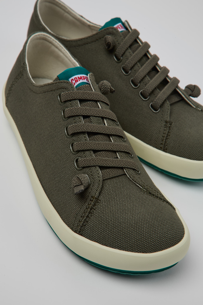 Camper Peu Rambla - Grüner Herrensneaker aus recycelter Baumwolle.