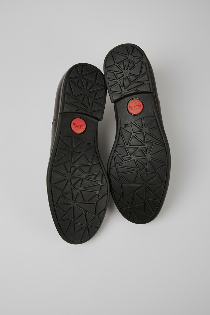Camper Mil - Brauner Damenschuh aus Leder