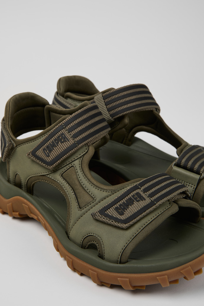 Camper Drift Trail Sandal - Grüne Herrensandalen aus recyceltem PET und Leder.