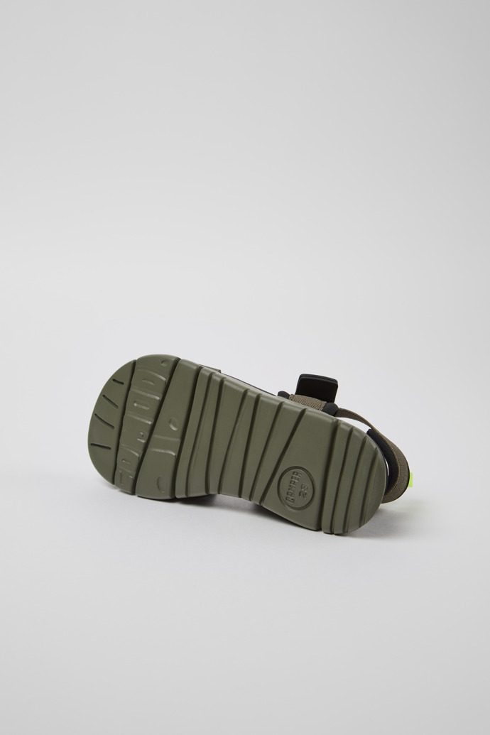 Camper Oruga - Mehrfarbige Kindersandalen aus Textil.