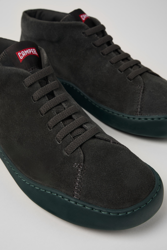 Camper Peu Touring - Grauer Herrensneaker aus Nubukleder