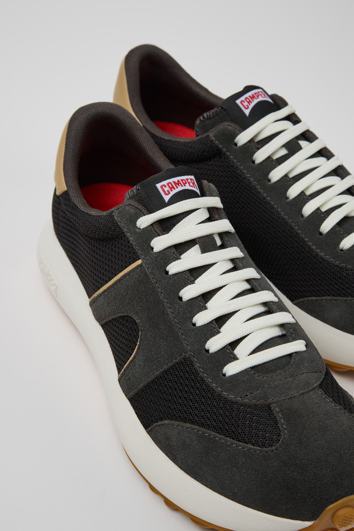 Camper Pelotas Athens - Mehrfarbiger Herrensneaker aus recyceltem PET und Nubukleder.