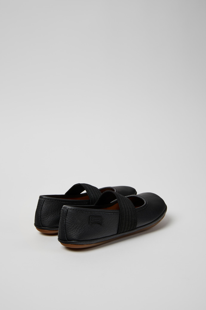Camper RIGHT - Schwarzer Kinderballerina aus Leder.