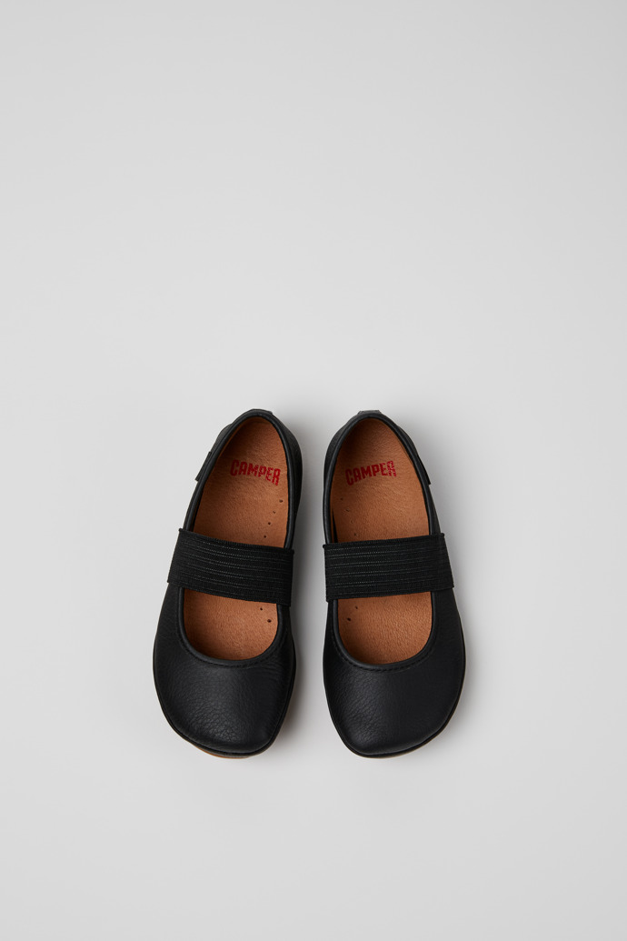 Camper RIGHT - Schwarzer Kinderballerina aus Leder.
