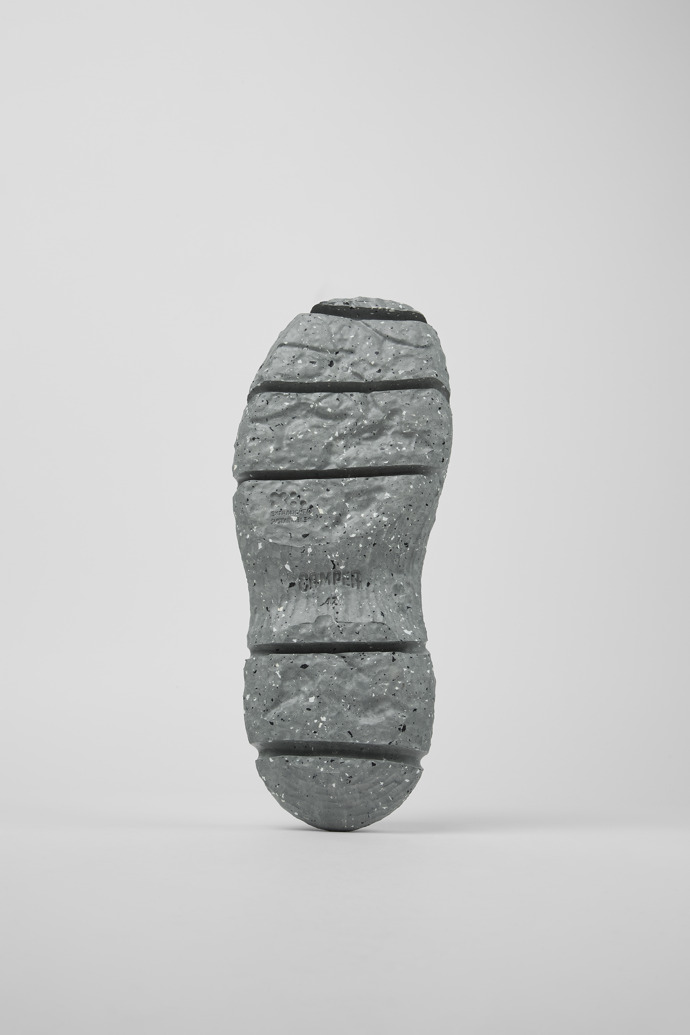 Camper ROKU Outsoles - Graue Laufsohlen (2 Stück) für jeweils den rechten und den linken Schuh.