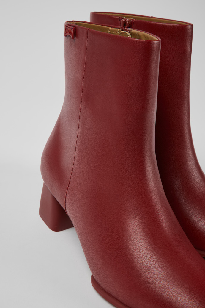 Camper Katie - Weinrote Damenstiefelette aus Leder