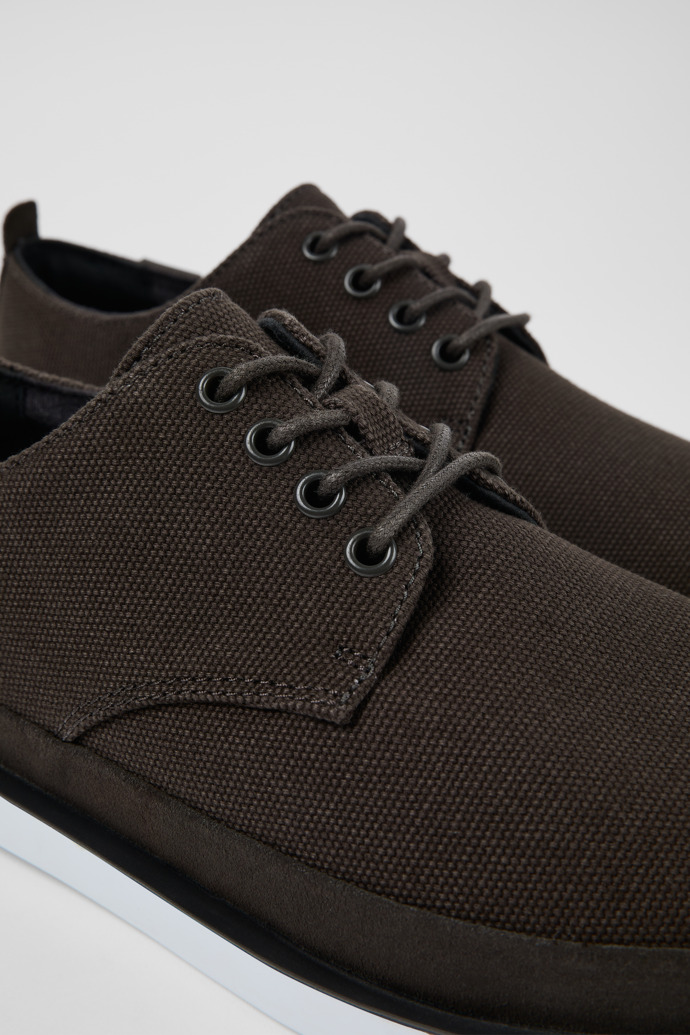 Camper Wagon - Grauer Herrenschnürschuh aus Textil/Nubukleder