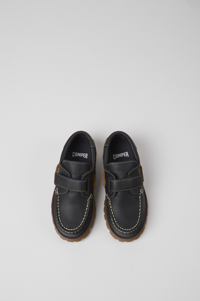 Camper Compas - Blauer Kinderschuh aus Leder im Nautikstil.