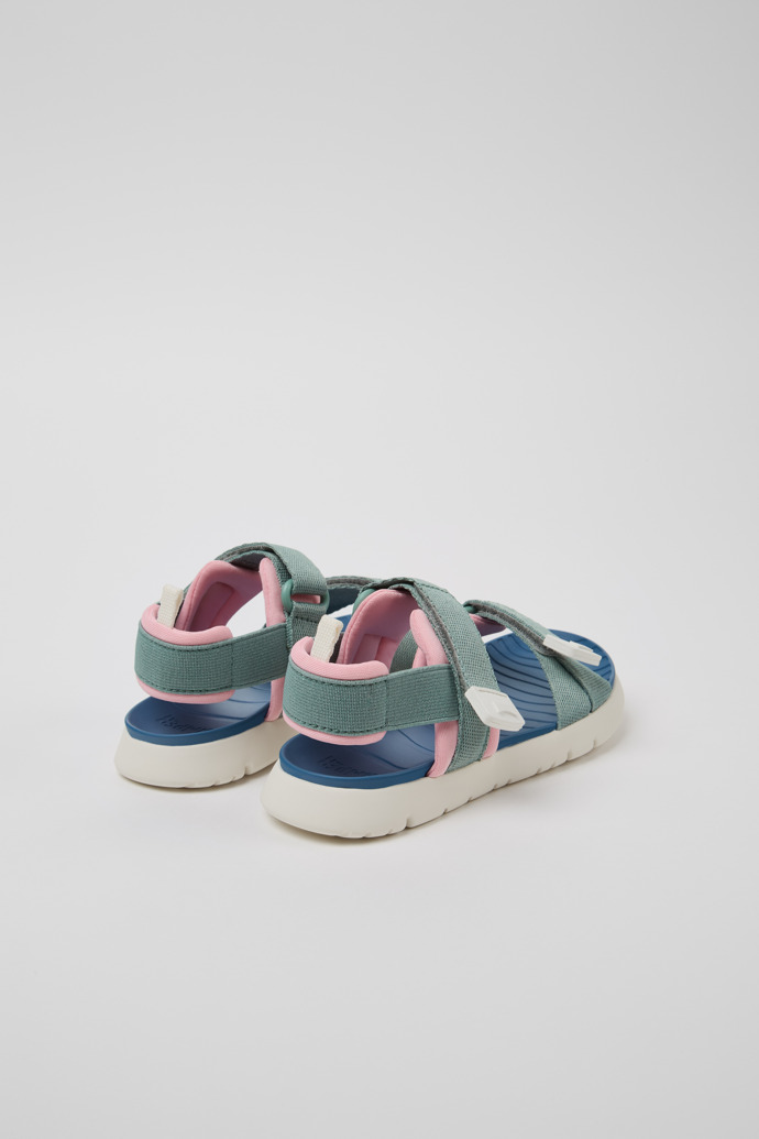Camper Oruga - Mehrfarbige Kindersandale aus Textil.