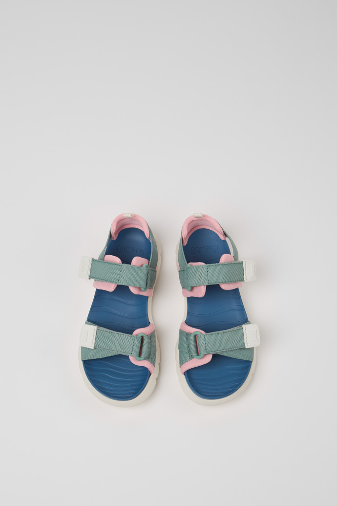 Camper Oruga - Mehrfarbige Kindersandale aus Textil.