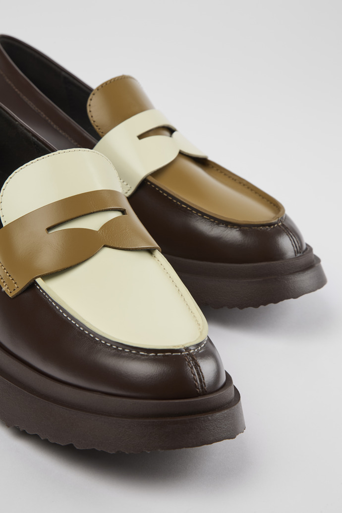 Camper Twins - Braune und weiße Lederloafer für Damen