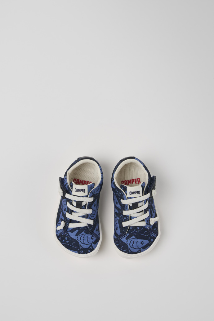 Camper Peu - Blauer Kinderschuh aus recyceltem PET und Leder.