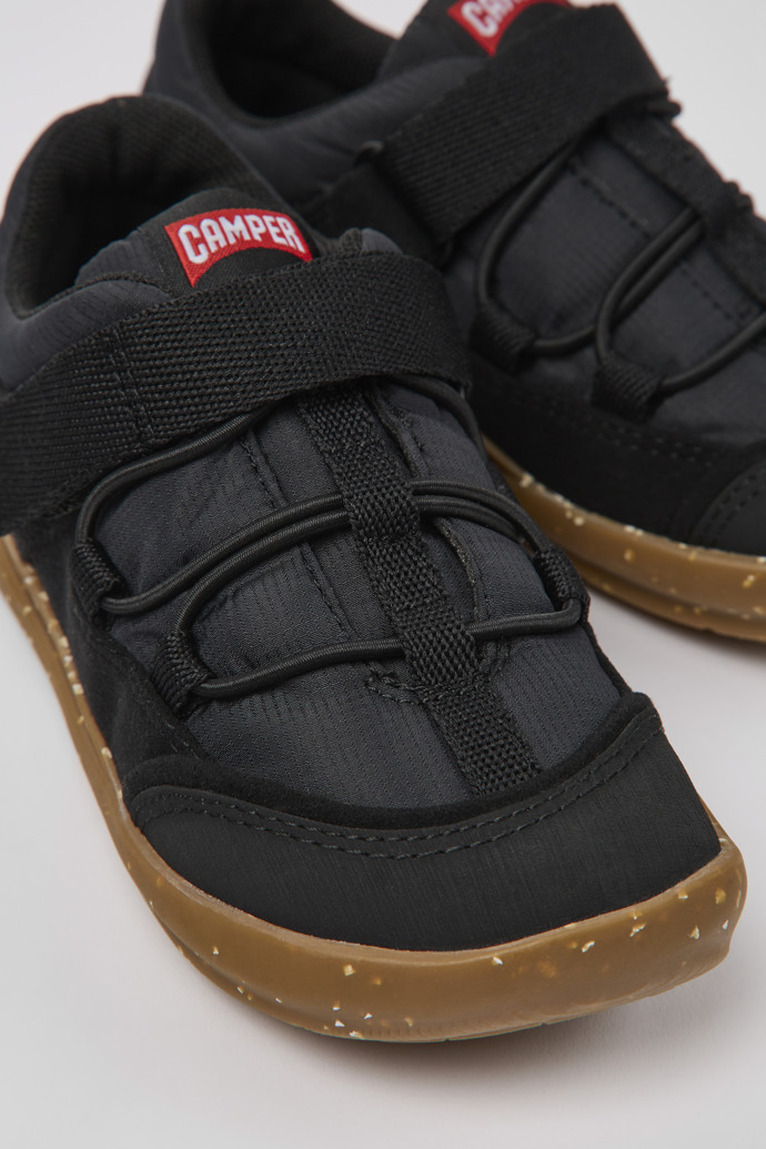 Camper Ergo - Schwarzer Kinderschuh aus Textil