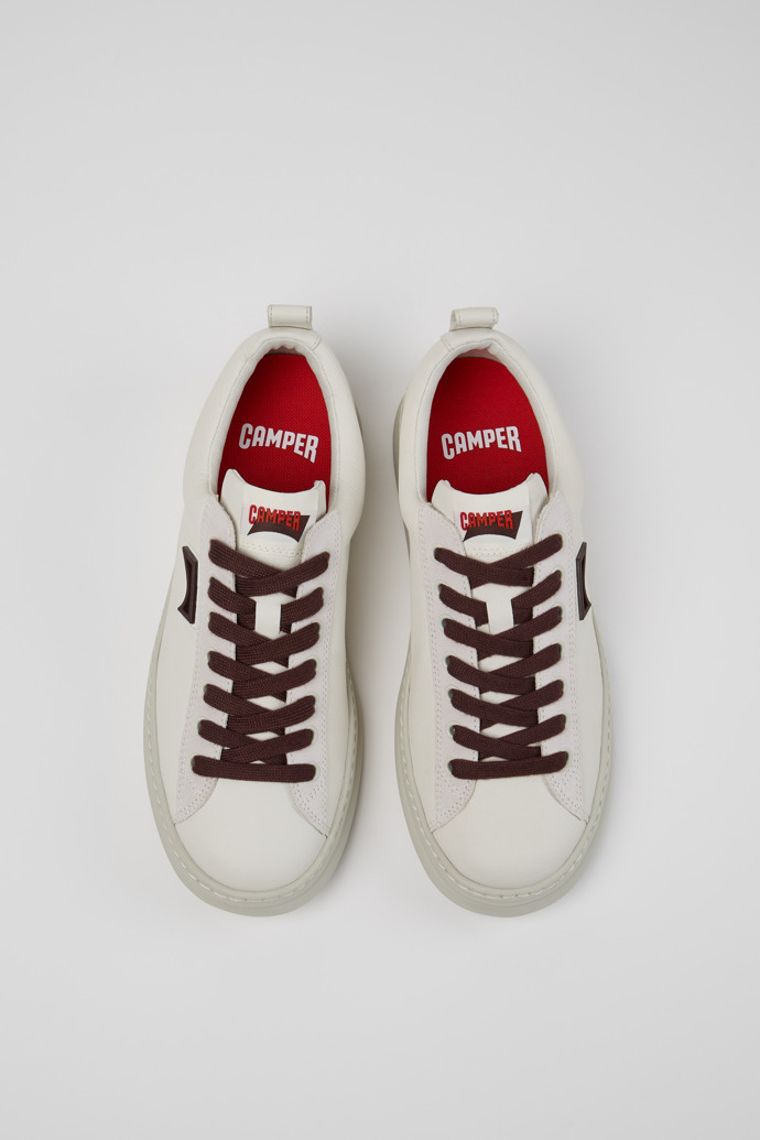 Camper Runner - Weißer Herrensneaker aus Leder und Nubukleder.