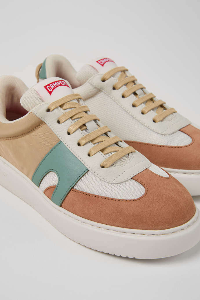 Camper Runner K21 Sorona® - Mehrfarbige Damensneaker aus PET-Recycling und Nubukleder.