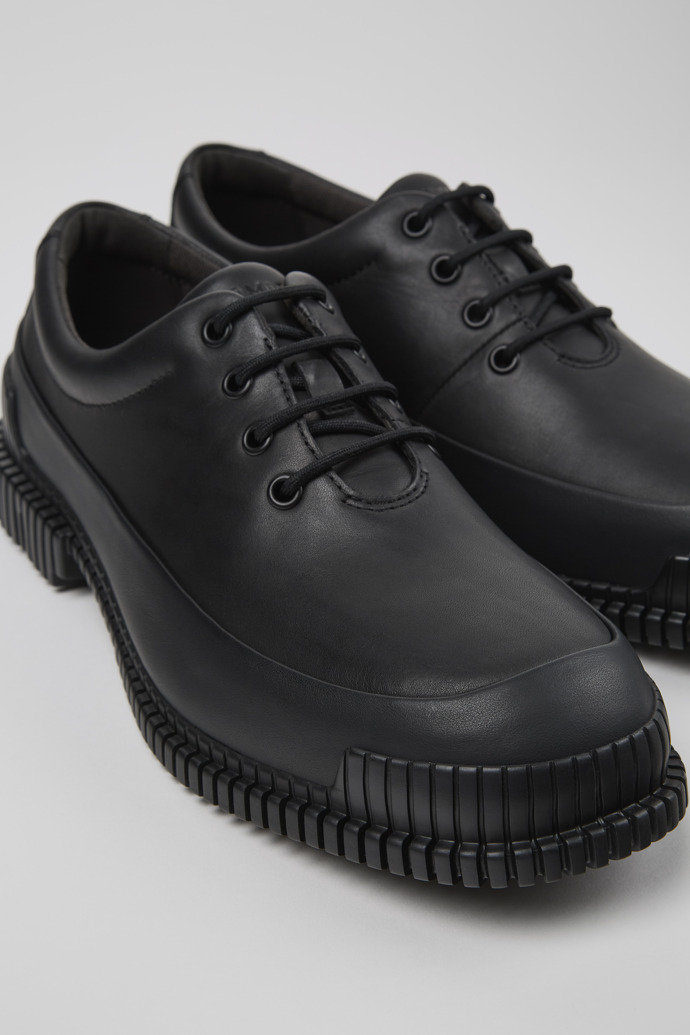 Camper Pix - Schwarzer Herrenschuh aus Leder.