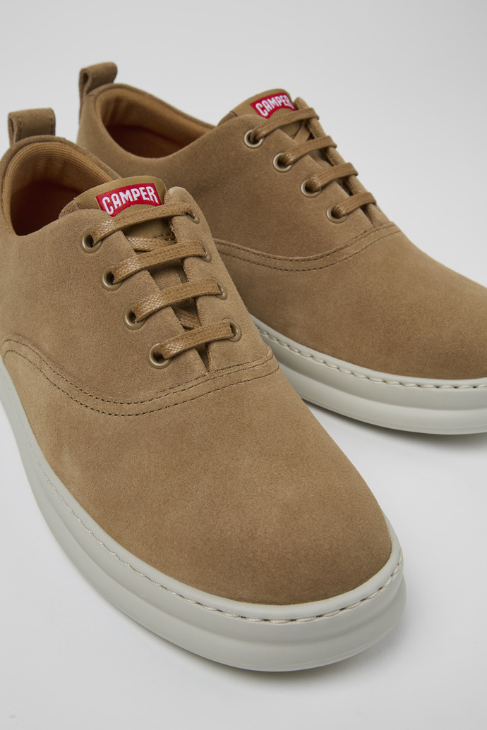 Camper Runner - Brauner Herrensneaker aus Nubukleder