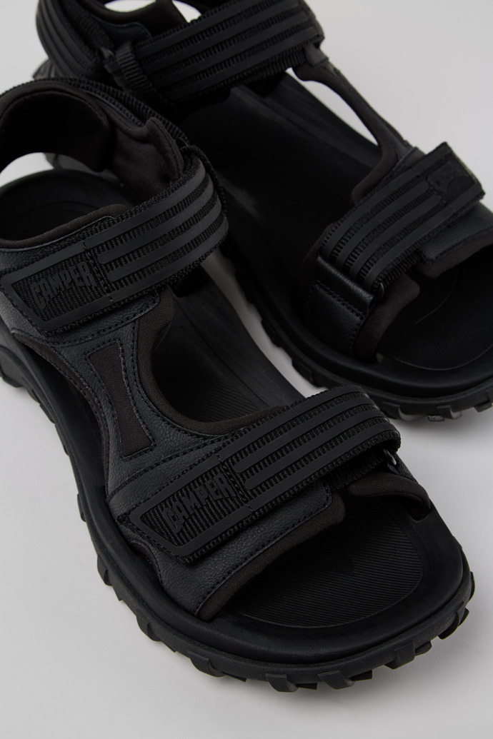 Camper Drift Trail Sandal - Schwarze Sandalen aus recyceltem PET/Leder für Herren.