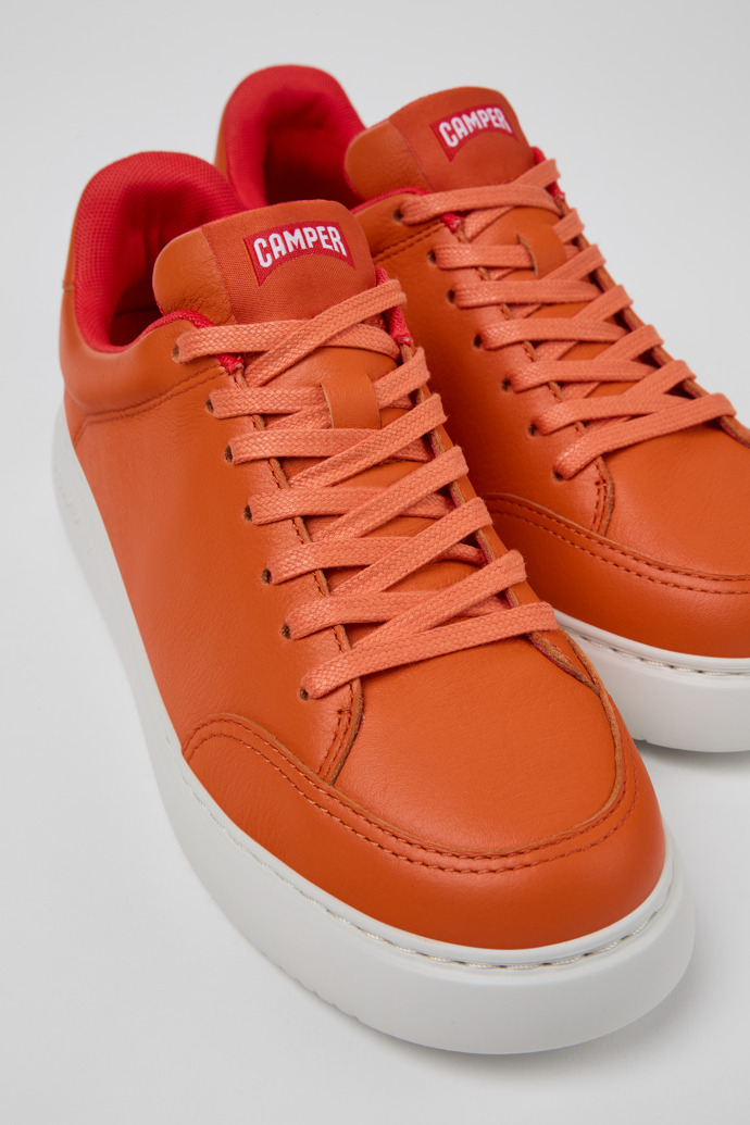 Camper Runner K21 - Orangefarbener Ledersneaker für Damen