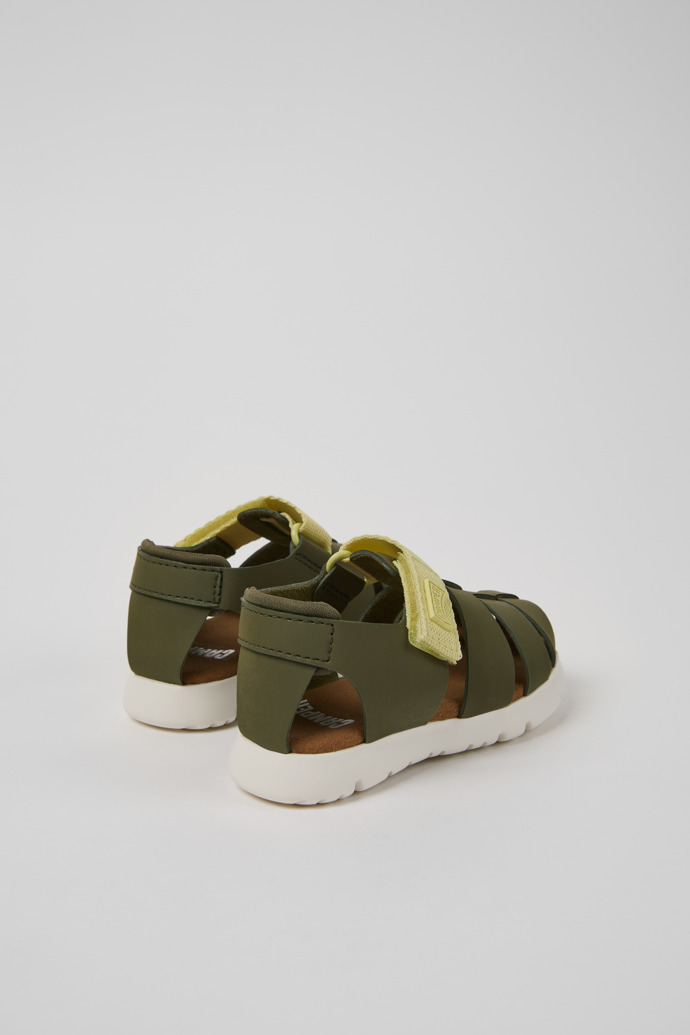 Camper Oruga - Mehrfarbige Kindersandalen aus Leder und Textil.