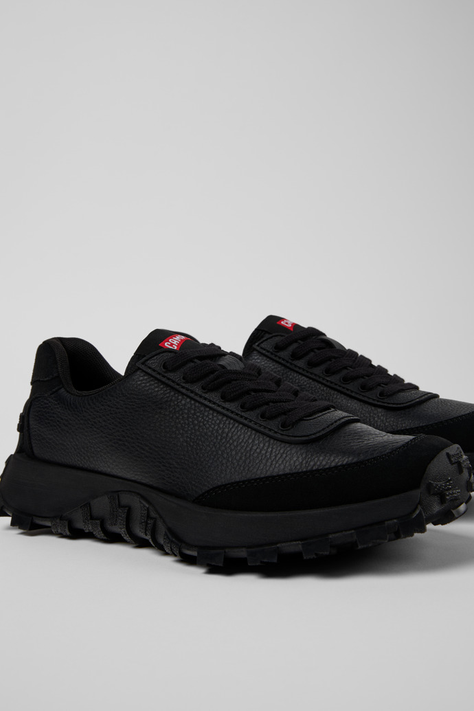 Camper Drift Trail - Schwarzer Damensneaker aus recyceltem PET und Leder.