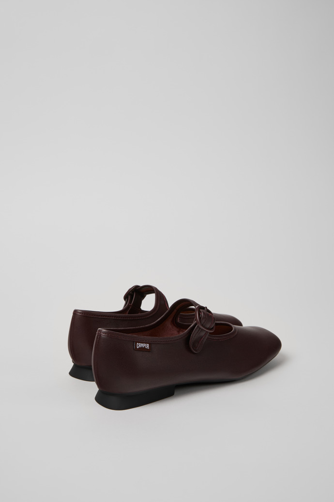Camper Casi Myra - Weinroter Lederschuh für Damen.